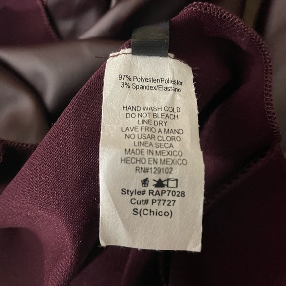 Women’s Purple PU Leggings Matching Set
New - Picture 10 of 10